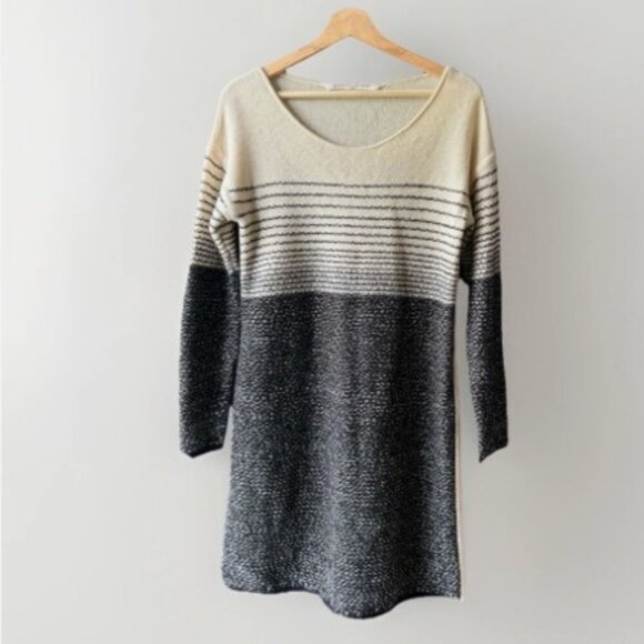 Athleta Fireside Black Ivory Merino Wool Textured Sweater Dress Women's Size Med - Picture 10 of 10